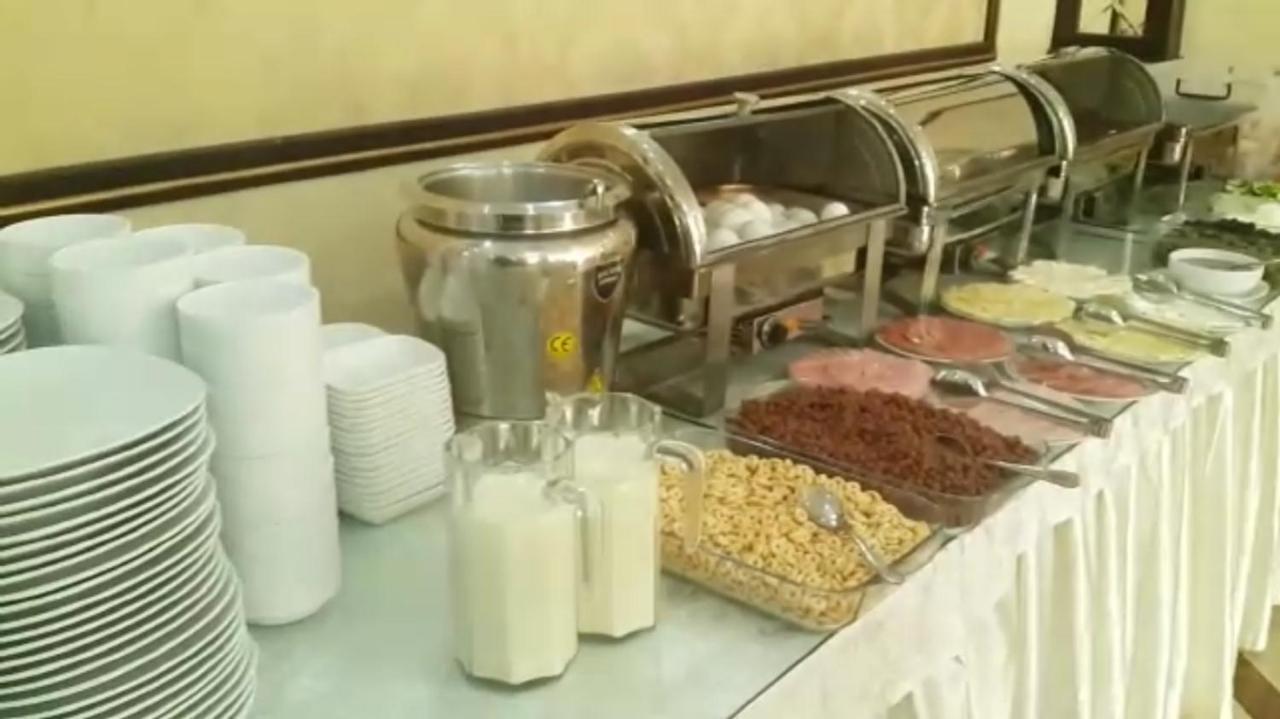 Askar Hotel Baku Bagian luar foto