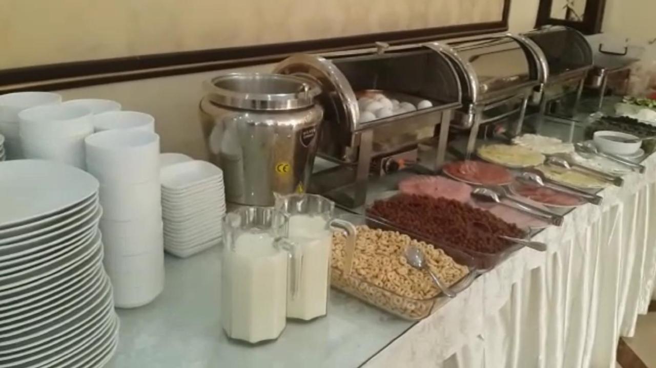 Askar Hotel Baku Bagian luar foto